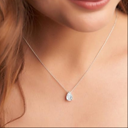 PEAR CUT DIAMOND SOLITAIRE NECKALCE