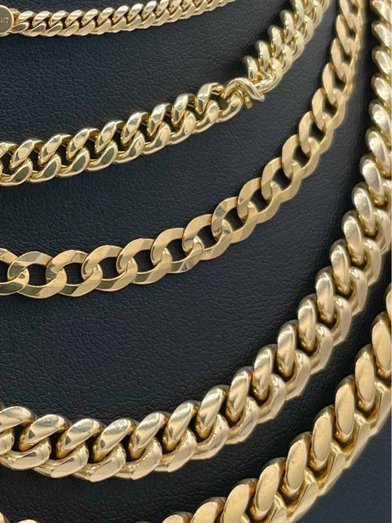 14K Yellow Gold Cuban Chain
