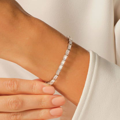 14K WHITE GOLD EMERALD CUT TENNIS BRACELET