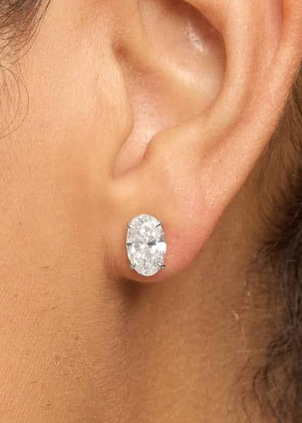 OVAL CUT DIAMOND STUD EARRINGS